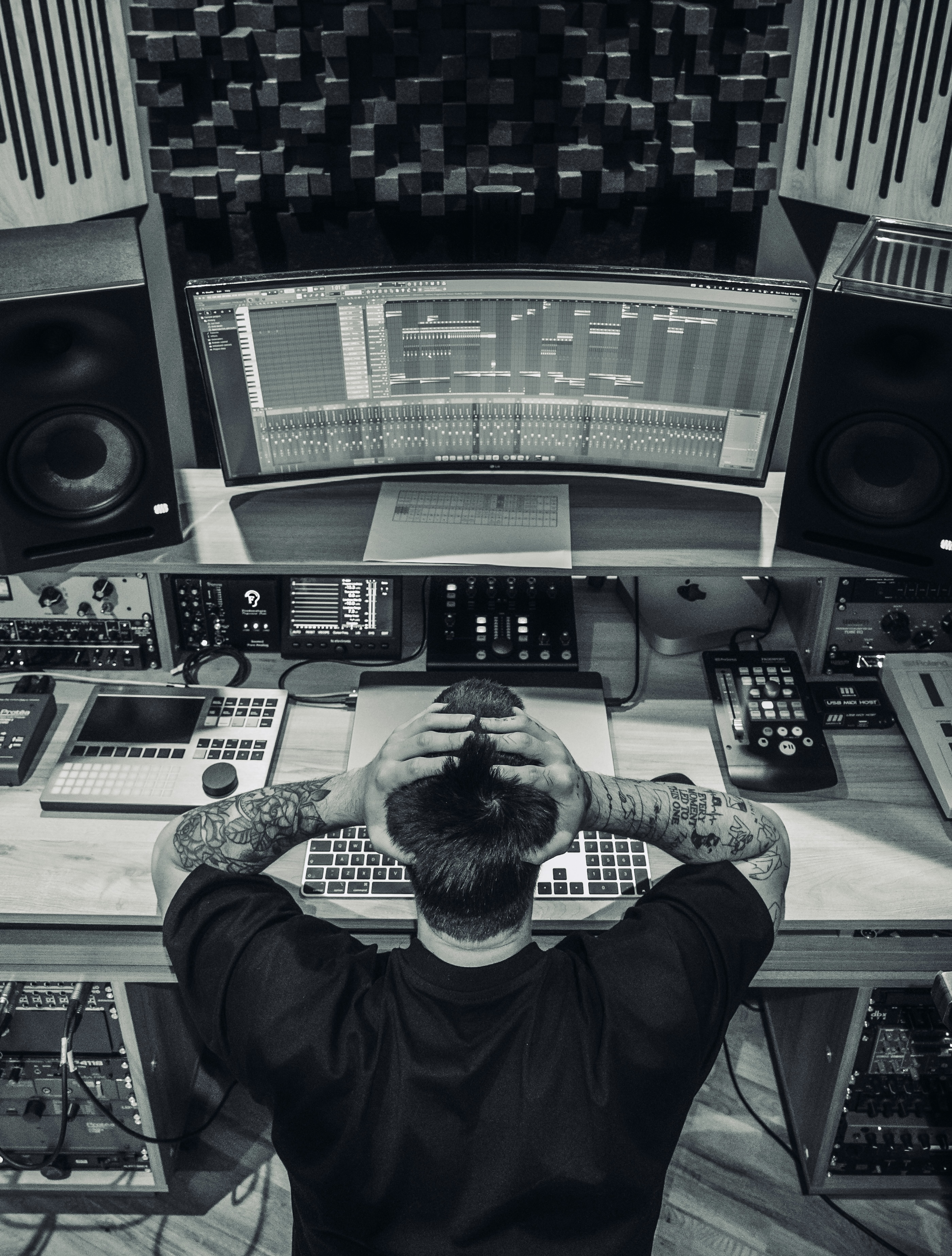 Urosh Nou working in the recording studio